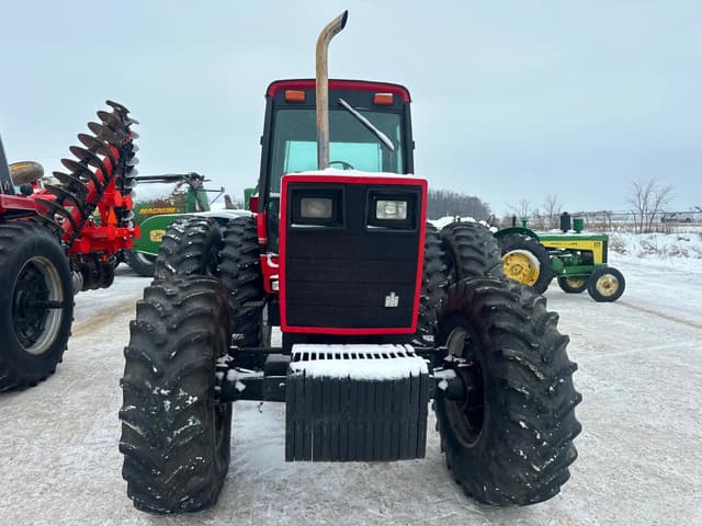 Image of International Harvester 5488 equipment image 1