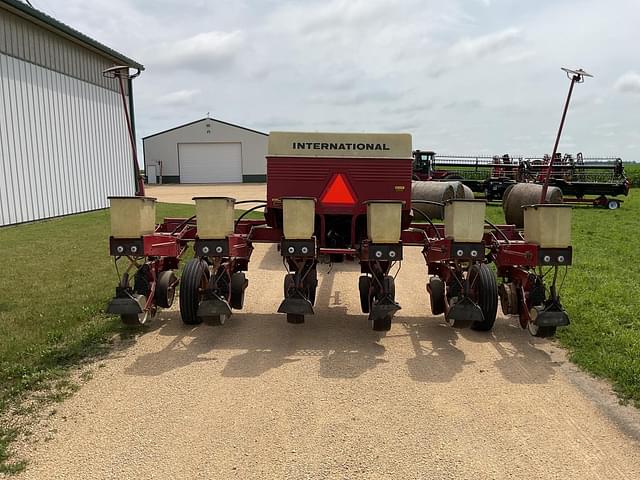 Image of International Harvester 800 Cyclo Air equipment image 4