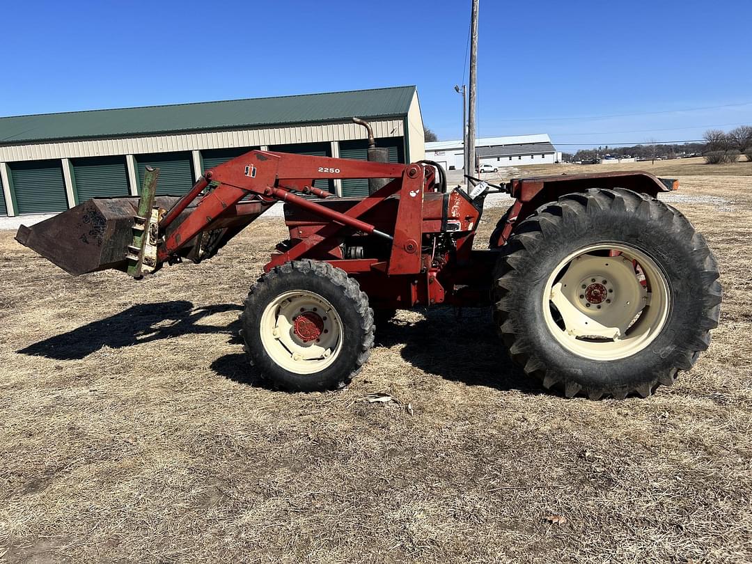 Image of International Harvester 884 Primary image