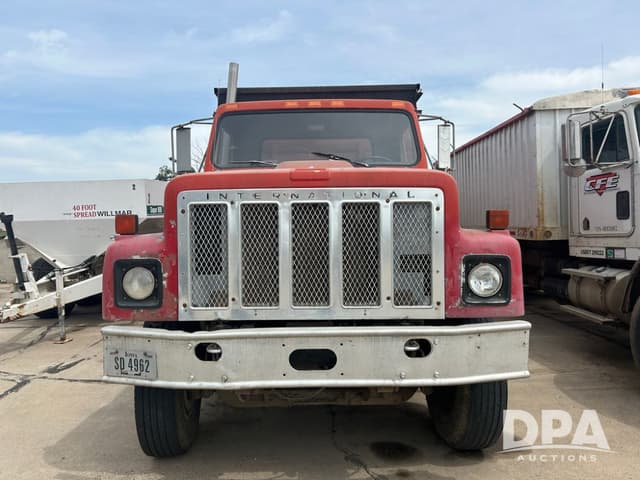 Image of International S2500 equipment image 1