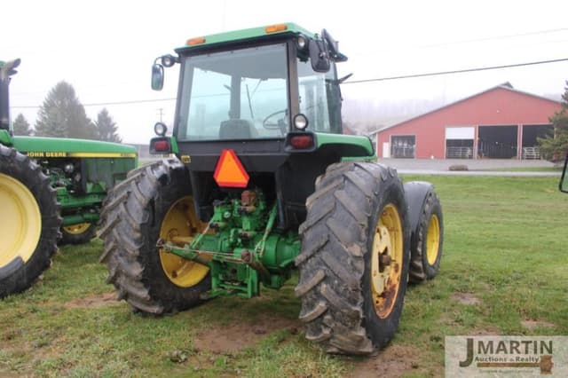 Image of John Deere 4450 equipment image 2