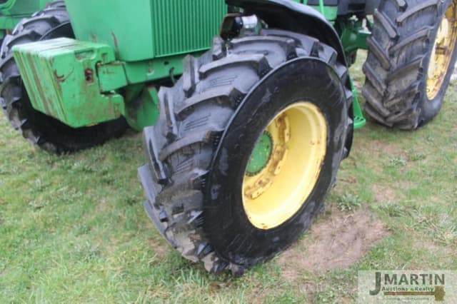 Image of John Deere 4450 equipment image 4