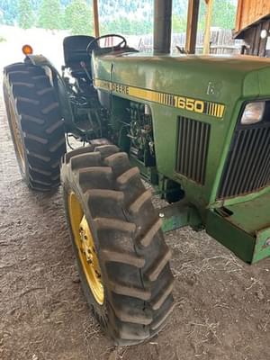 1984 John Deere 1650 Image