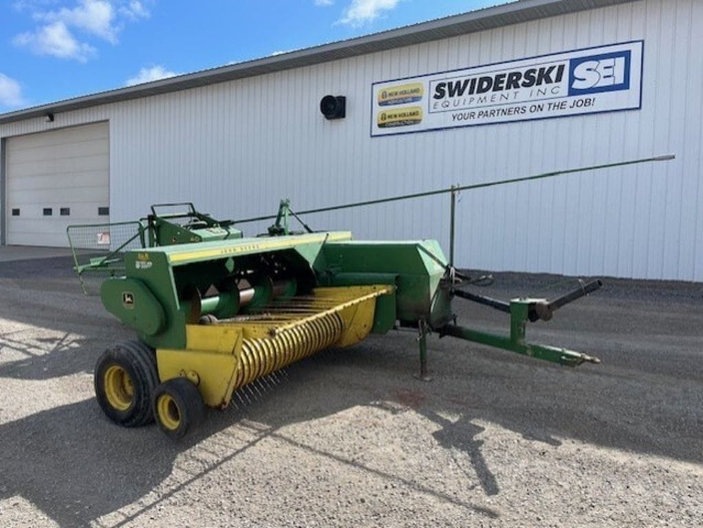 1984 John Deere 337 Equipment Image0