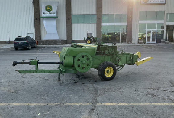 Image of John Deere 347 equipment image 1