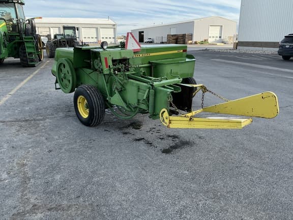 Image of John Deere 347 equipment image 2