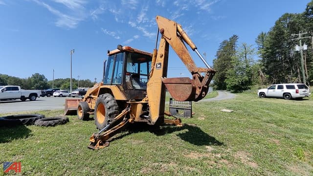 Image of John Deere 410B equipment image 2