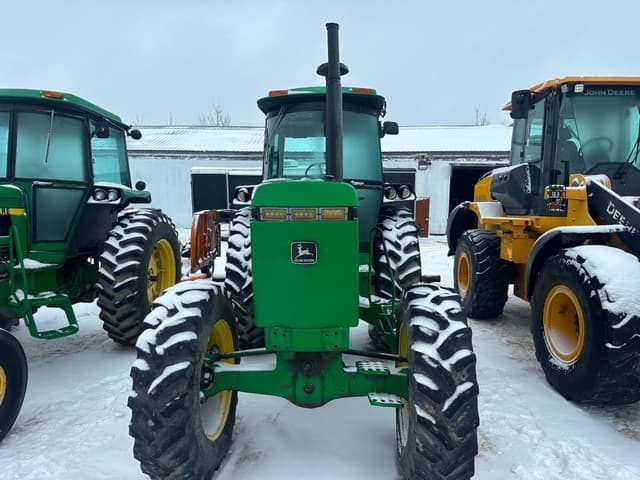 Image of John Deere 4250 equipment image 1