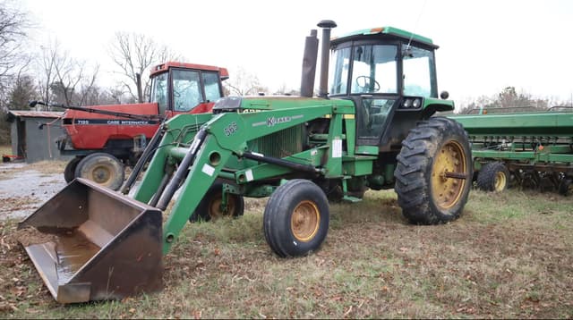 Image of John Deere 4250 equipment image 2