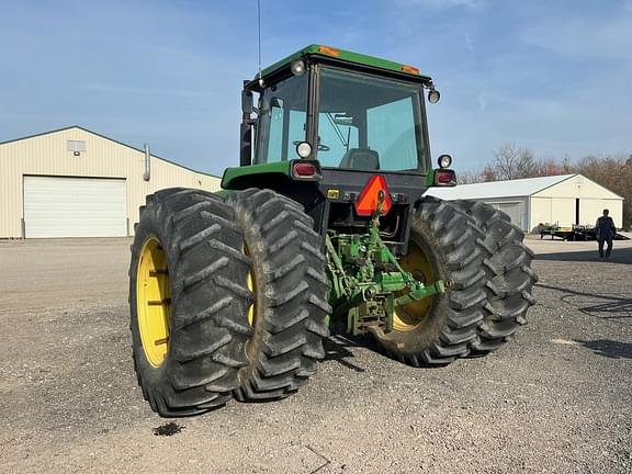 Image of John Deere 4250 equipment image 3