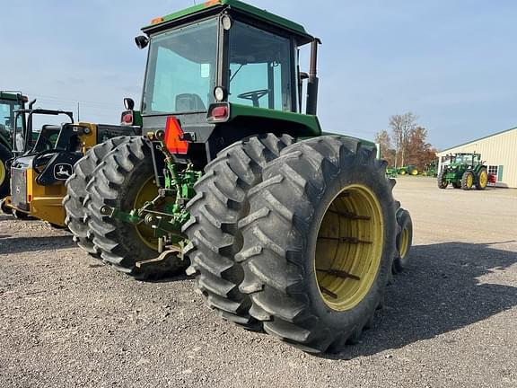 Image of John Deere 4250 equipment image 4