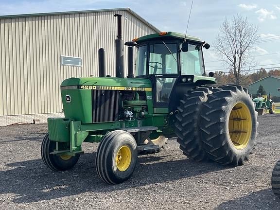 Image of John Deere 4250 equipment image 2