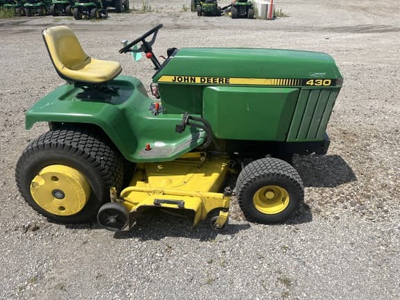 Image of John Deere 430 equipment image 1
