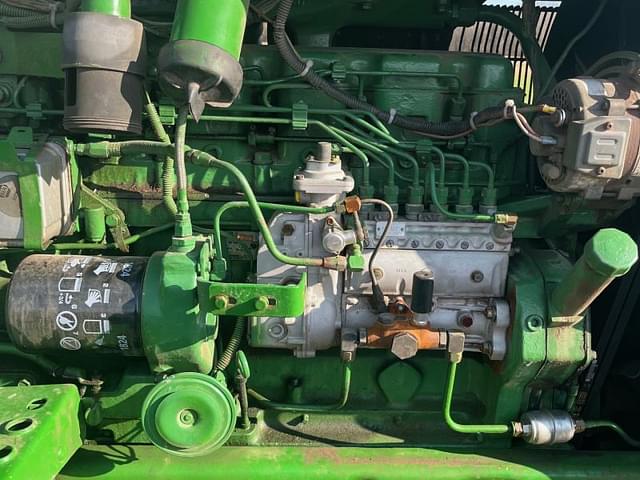 Image of John Deere 4450 equipment image 1