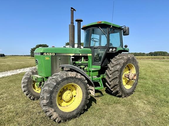 Image of John Deere 4450 equipment image 1