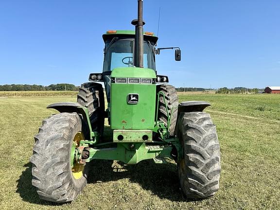 Image of John Deere 4450 equipment image 2