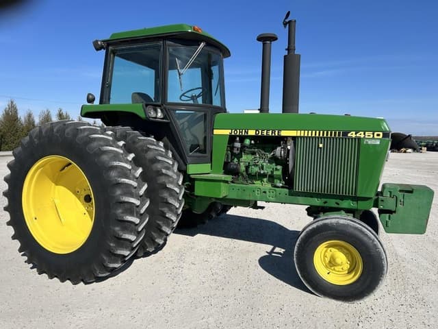 Image of John Deere 4450 equipment image 1