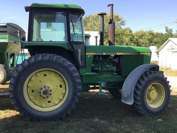 Image of John Deere 4450 equipment image 2