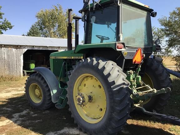 Image of John Deere 4450 equipment image 1