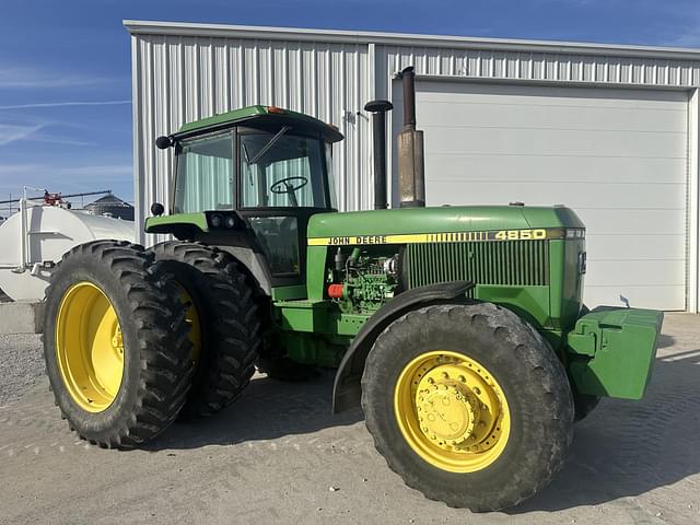 Image of John Deere 4850 equipment image 1