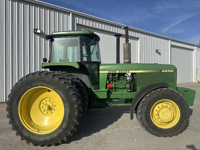 Image of John Deere 4850 equipment image 4