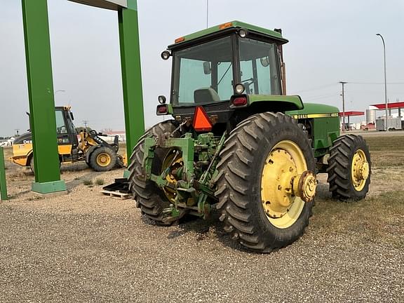 Image of John Deere 4850 equipment image 3