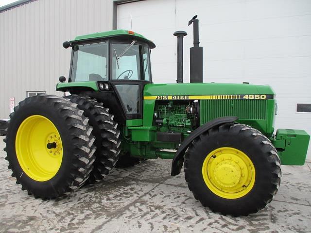 Image of John Deere 4850 equipment image 1