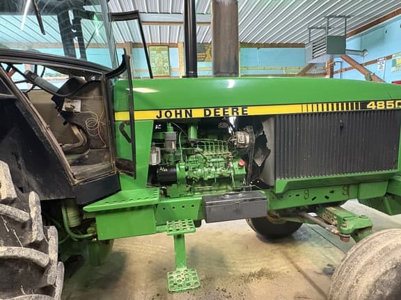 Image of John Deere 4850 equipment image 1