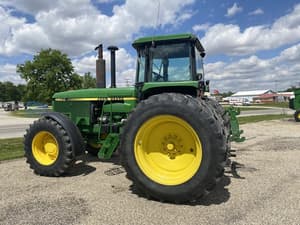 1984 John Deere 4850 Image