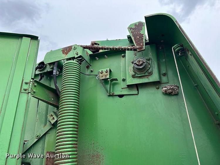 Main image John Deere 530 22