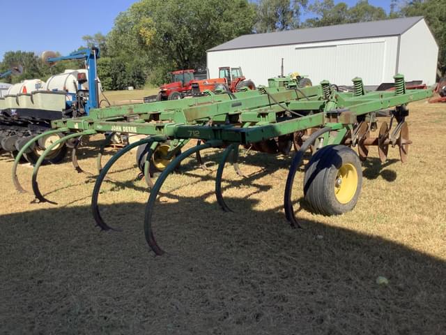 Image of John Deere 712 equipment image 2