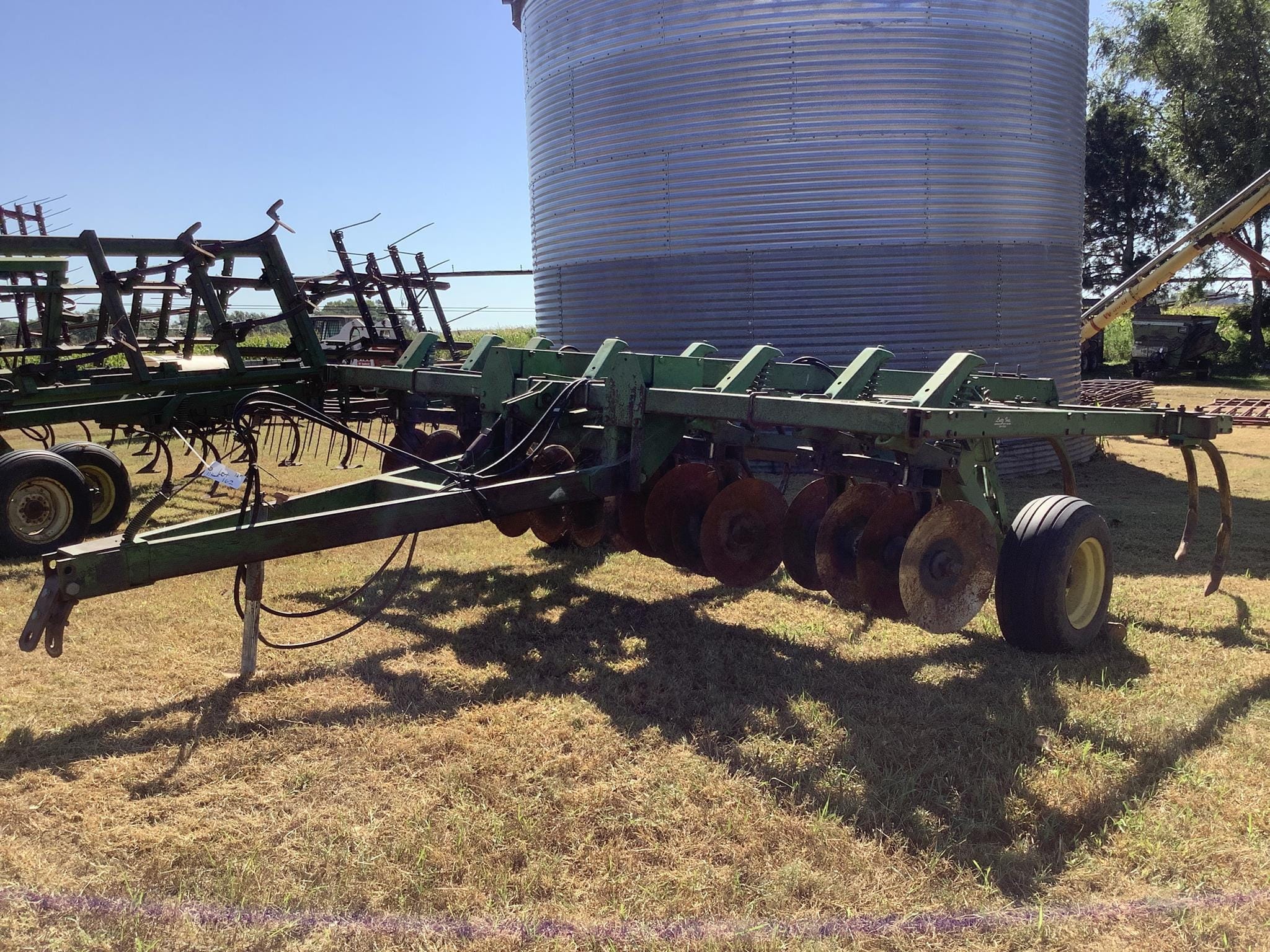 1984 John Deere 712 Equipment Image0