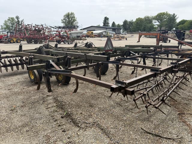 Image of John Deere 722 equipment image 1