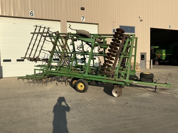 Image of John Deere 722 equipment image 1