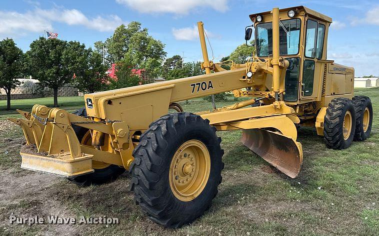 Image of John Deere 770A Primary image