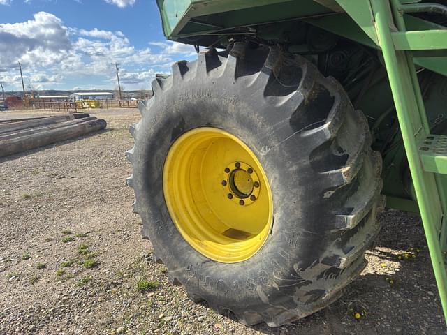 Image of John Deere Turbo 7720 equipment image 1