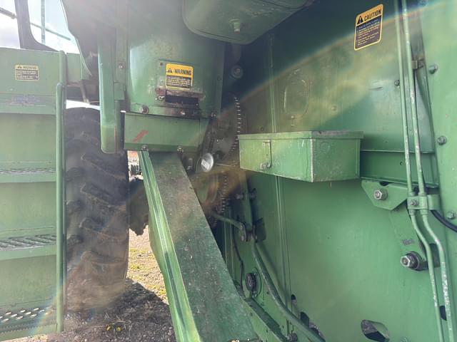 Image of John Deere Turbo 7720 equipment image 4