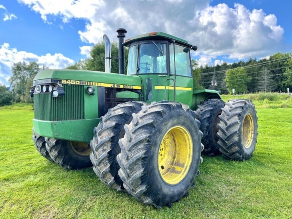 1984 John Deere 8450 Equipment Image0