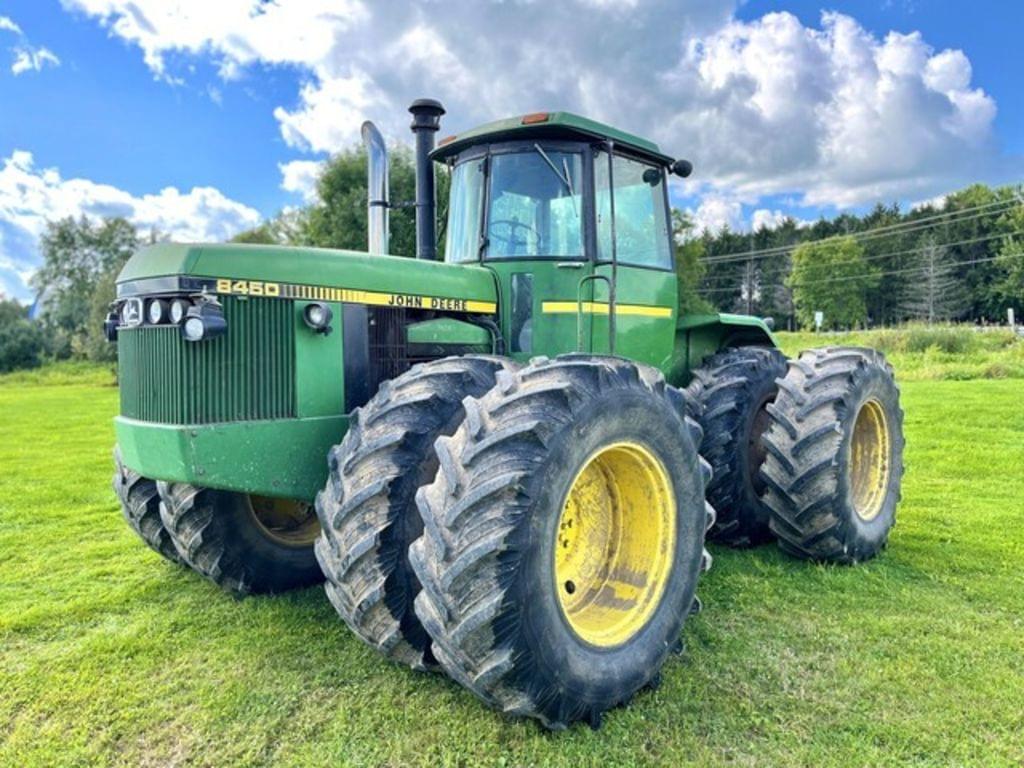 Image of John Deere 8450 Primary image