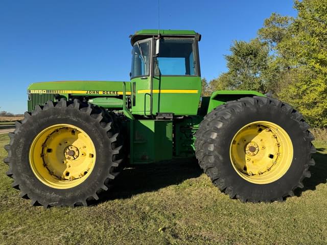Image of John Deere 8650 equipment image 1