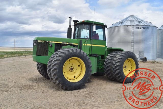 Image of John Deere 8650 equipment image 1
