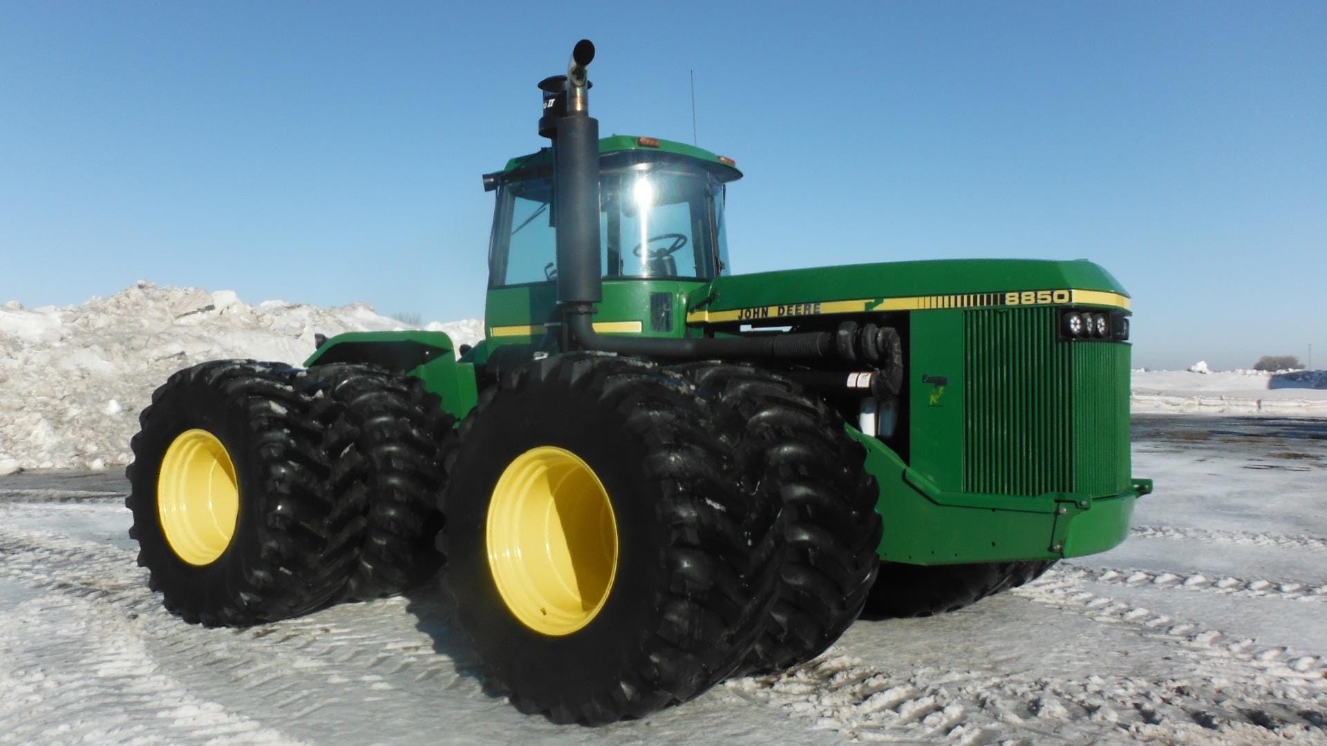 1984 John Deere 8850 Equipment Image0