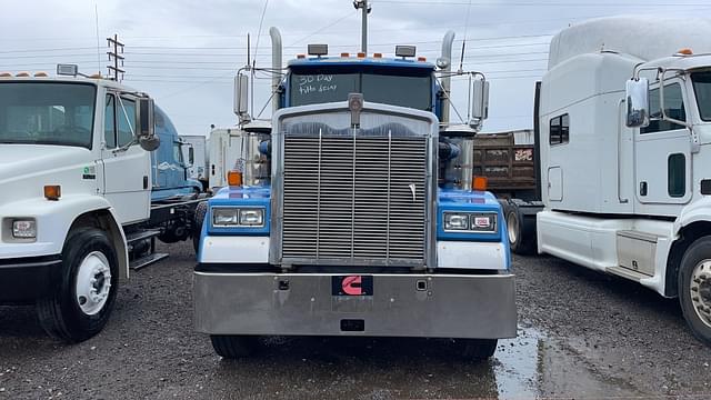 Image of Kenworth W900B equipment image 1