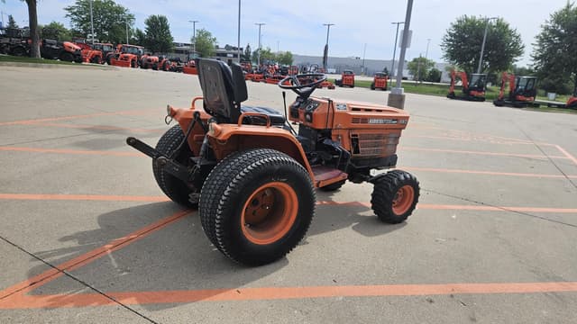 Image of Kubota B7200 equipment image 4