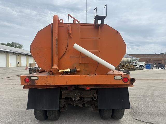Image of Mack RD686S equipment image 3