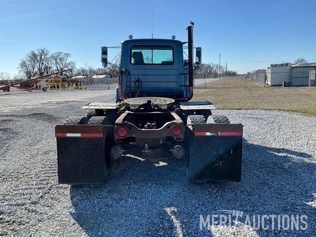 Image of Mack RS686LST equipment image 3