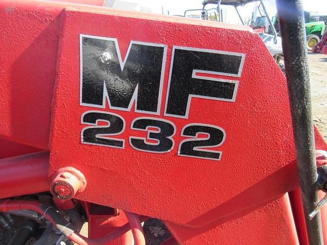 Image of Massey Ferguson 250 equipment image 4