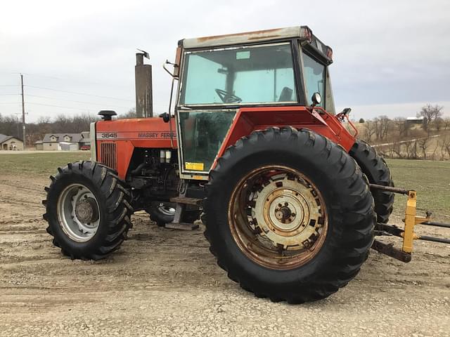 Image of Massey Ferguson 3545 equipment image 2