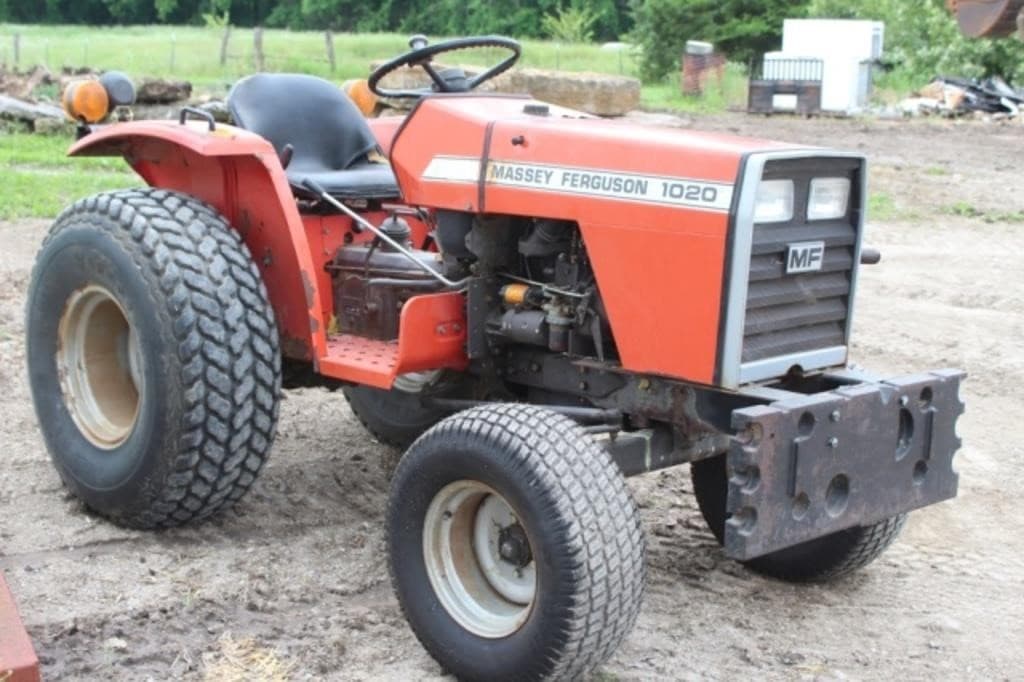Image of Massey Ferguson 1020 Primary image