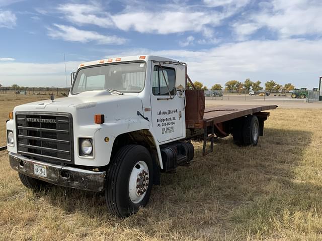 Image of International Navistar equipment image 2